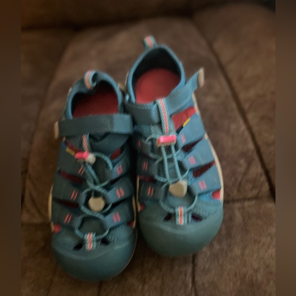 Teal and Pink Keen Sandals size 3 EU 35 -Girls - Picture 4 of 5